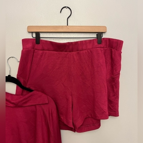 NWT Danskin 2 Piece Loungewear Set with Collared Top and Shorts - Size XL - Picture 5 of 7